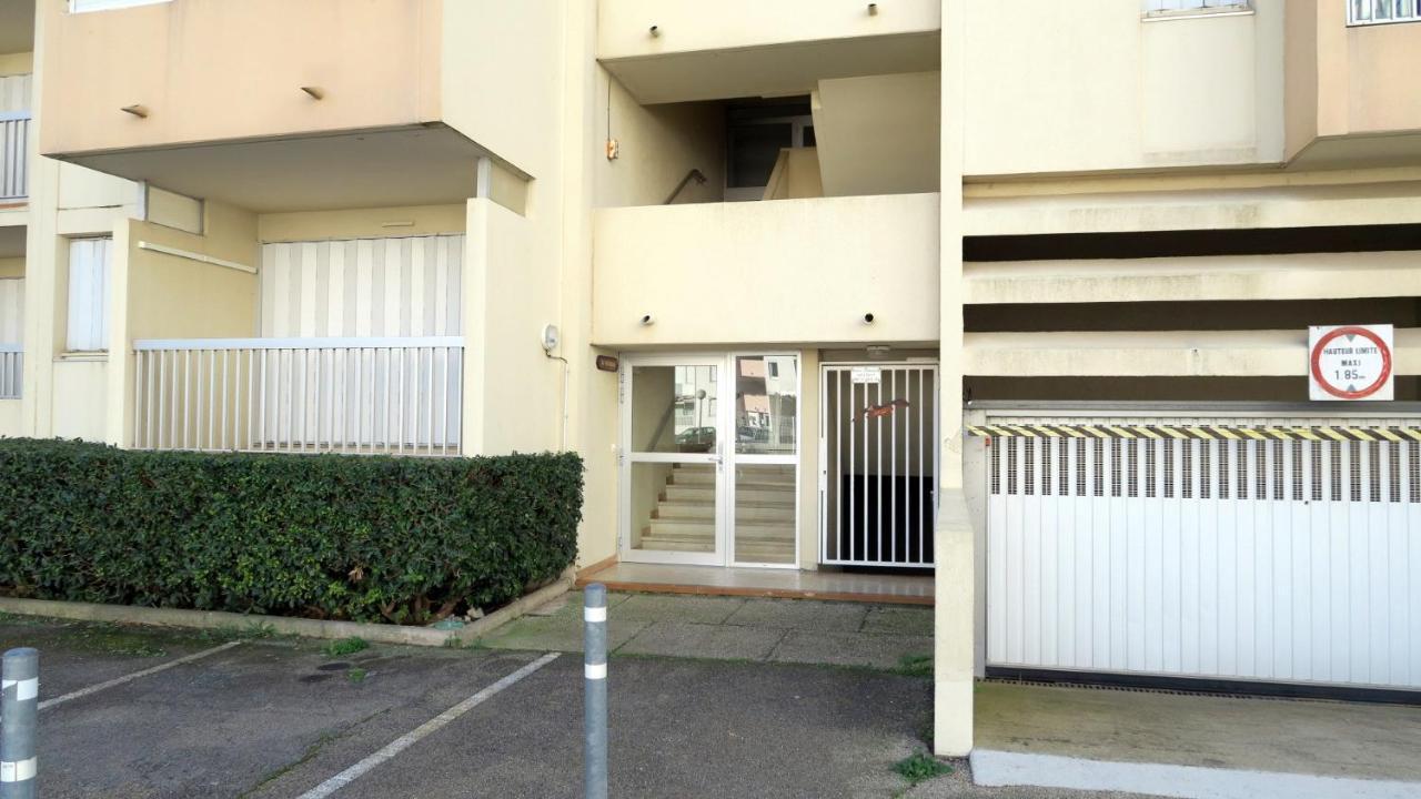 Sol-y-days Amigos: Garden-level With Terrace Near * Le Grau-du-Roi